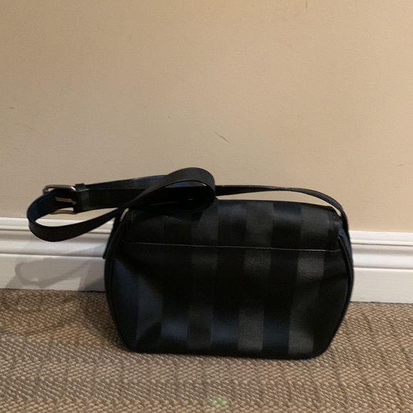 Vintage Fendi mixed material shoulder bag - Picture 4 of 7